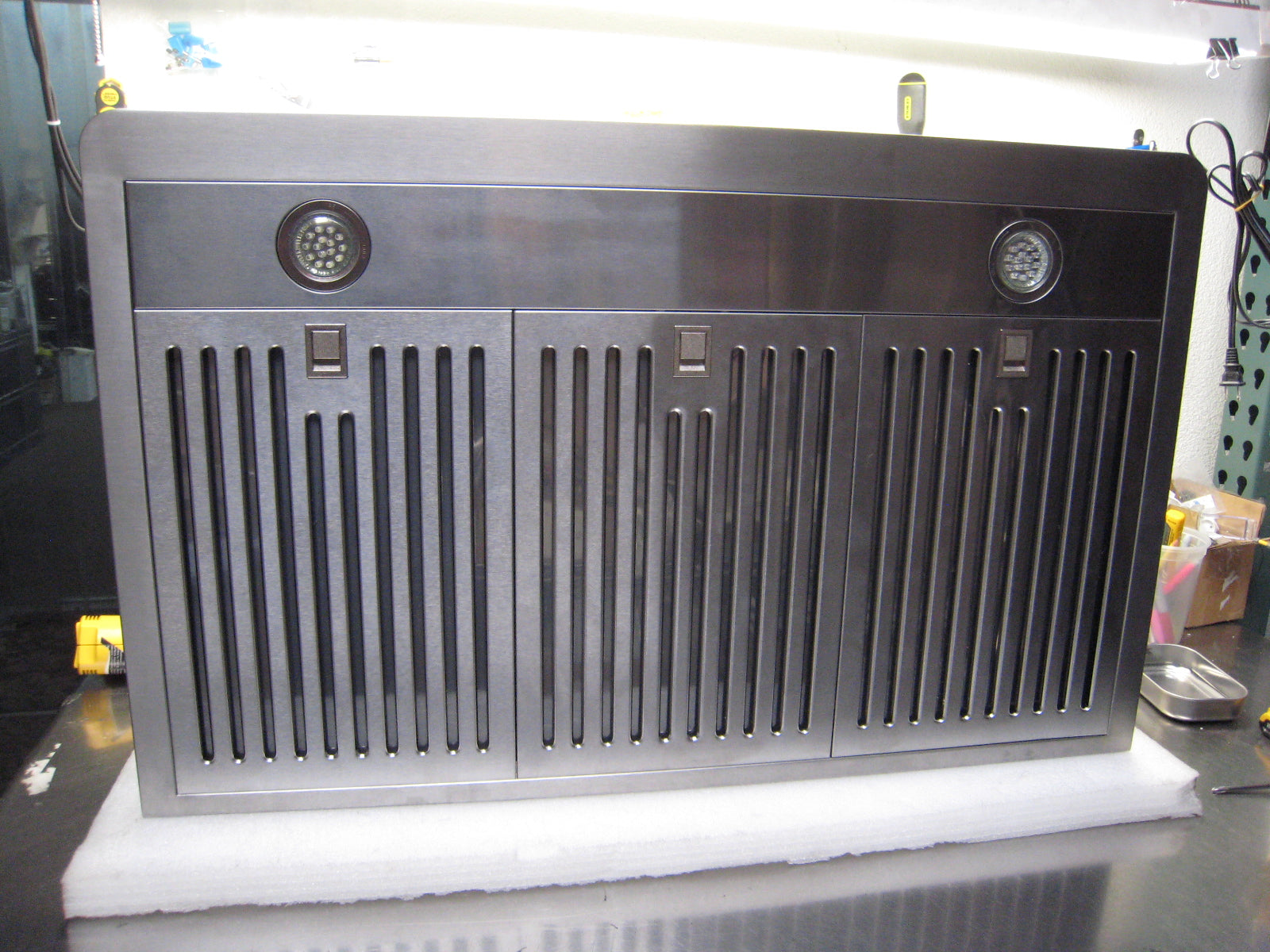 [Refurbished-A] Awoco RH-C06-A 36" Under Cabinet Range Hood - 6" Round Top Vent, 900 CFM